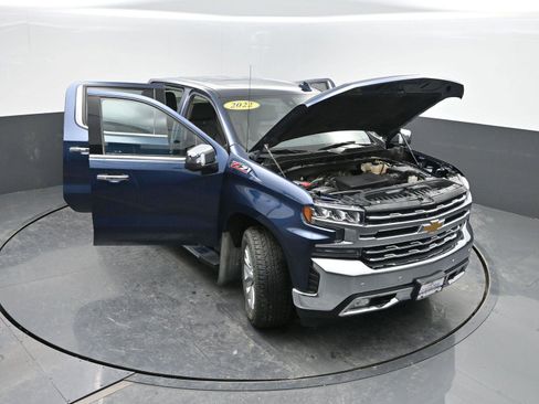 Used 2022 Chevrolet Silverado 1500 LTZ w/ LTZ Premium Package image 50