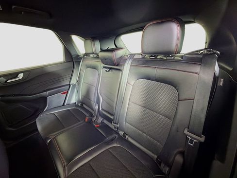 Certified 2025 Ford Escape ST-Line AWD/4WD image 23