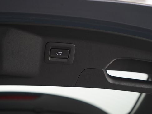 Used 2023 MAZDA CX-9 Carbon Edition image 10