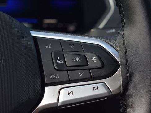 Used 2022 Volkswagen Tiguan S image 19