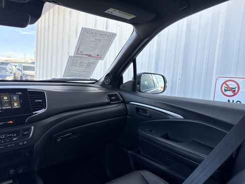 Used 2022 Honda Pilot TrailSport image 19