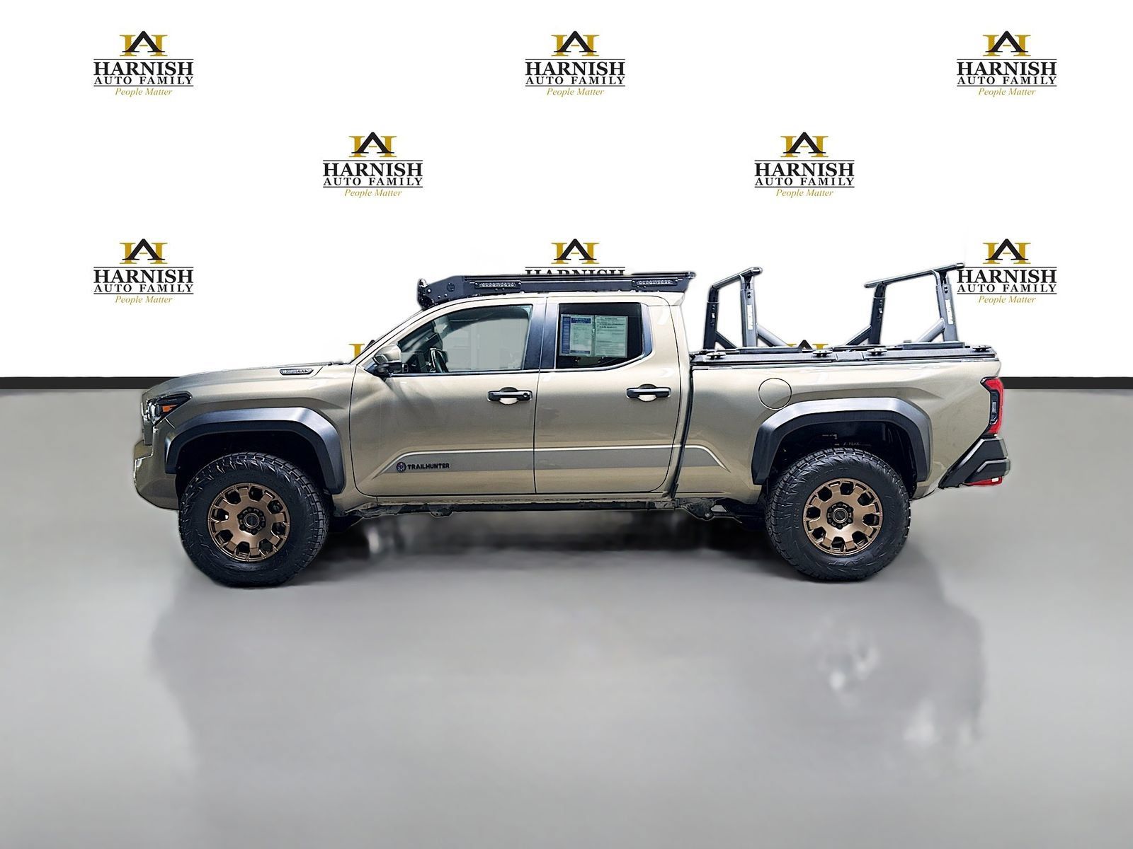 Used 2025 Toyota Tacoma 4x4 Double Cab Hybrid w/ Tow Tech Package image 11