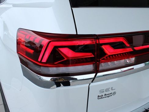 New 2025 Volkswagen Atlas SEL image 69