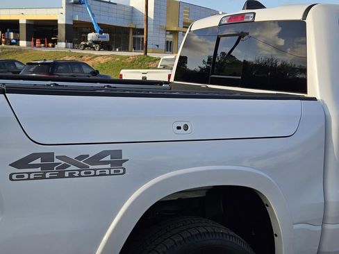 Used 2020 RAM 1500 Laramie image 43