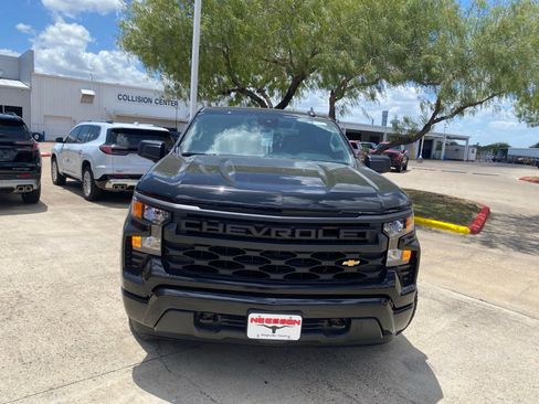 New 2026 Chevrolet Silverado 1500 Custom RWD image 2