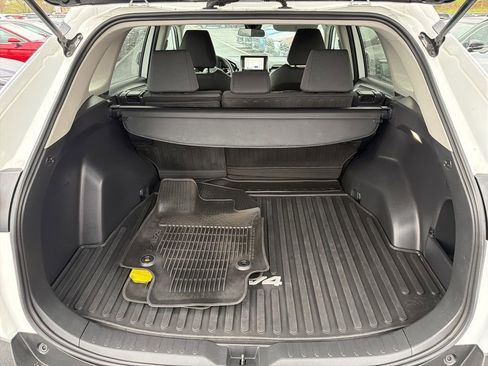 Certified 2025 Toyota RAV4 XLE AWD/4WD image 8