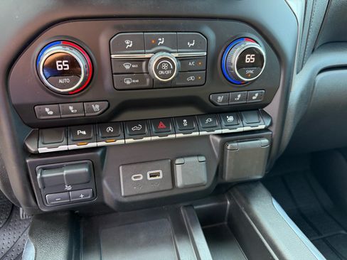 Used 2021 Chevrolet Silverado 1500 LTZ w/ LTZ Convenience Package II AWD/4WD image 22