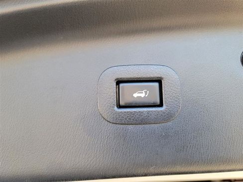 Used 2018 Nissan Armada Platinum w/ Captain Seat Package image 50