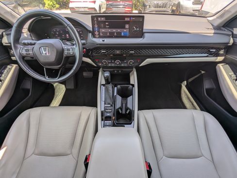Used 2023 Honda Accord EX-L image 16