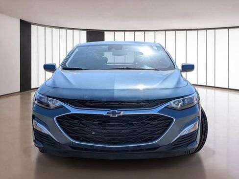 Used 2024 Chevrolet Malibu RS image 2