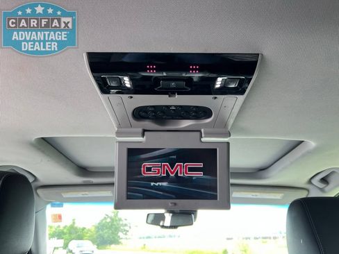 Used 2020 GMC Yukon SLT w/ Premium Edition AWD/4WD image 23