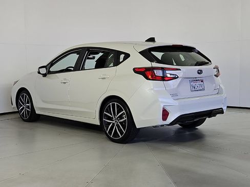 Certified 2025 Subaru Impreza 2.0i Sport AWD/4WD image 14