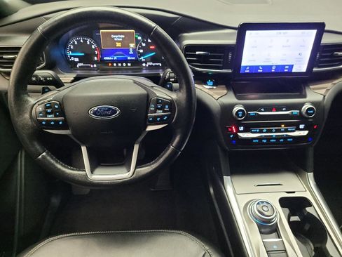 Used 2020 Ford Explorer Limited RWD image 22
