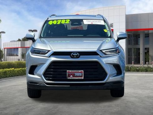 Certified 2025 Toyota Grand Highlander FWD image 11