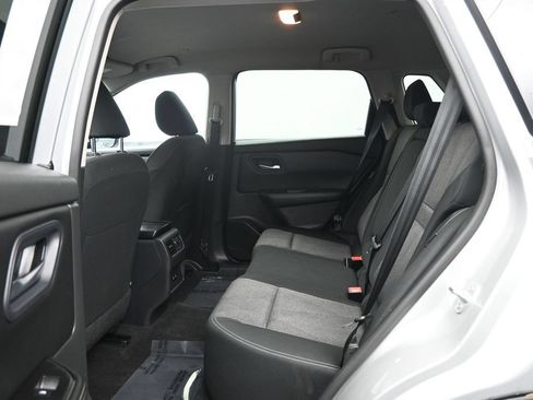 Used 2024 Nissan Rogue SV FWD image 25