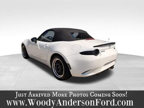Used 2019 MAZDA MX-5 Miata Grand Touring w/ GT-S Package RWD image 5