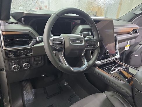 New 2026 GMC Yukon Denali w/ Sun & Power Step Package AWD/4WD image 16