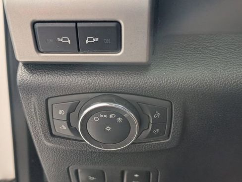 Used 2019 Ford F250 Lariat w/ Lariat Ultimate Package image 25
