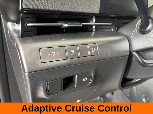Used 2024 Hyundai Kona SEL AWD/4WD image 11