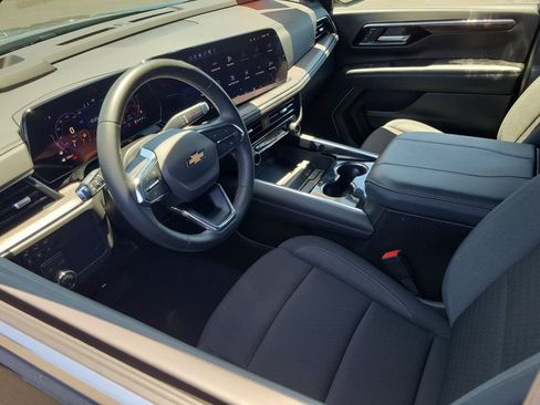 Used 2026 Chevrolet Tahoe LS RWD image 10