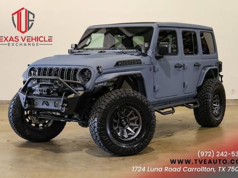 Used 2025 Jeep Wrangler Unlimited Rubicon w/ Technology Group image 1