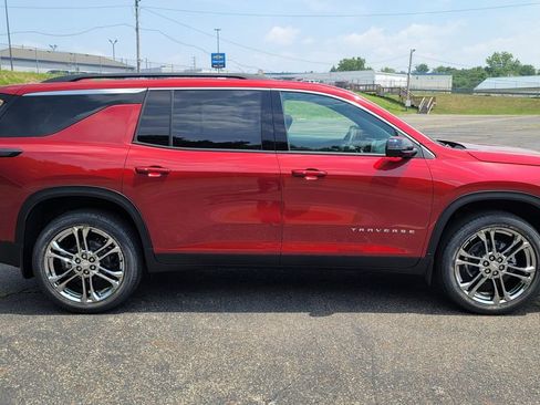 New 2025 Chevrolet Traverse LT w/ Driver Confidence Package image 14