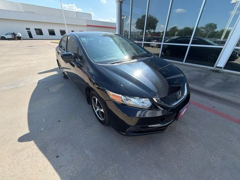 Used 2015 Honda Civic SE image 4