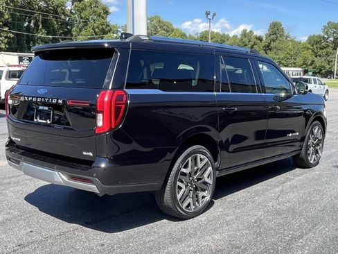 Certified 2025 Ford Expedition Max Platinum w/ Platinum Ultimate Package AWD/4WD image 6