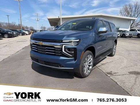 New 2026 Chevrolet Suburban Premier image 1