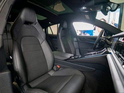New 2026 Porsche Panamera 4 image 19