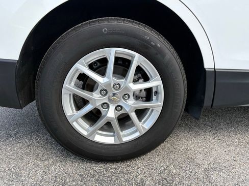 Used 2024 Chevrolet Equinox LS FWD image 10