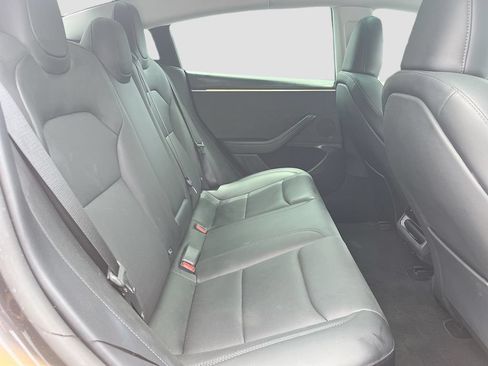 Used 2025 Tesla Model 3 Long Range AWD/4WD image 28