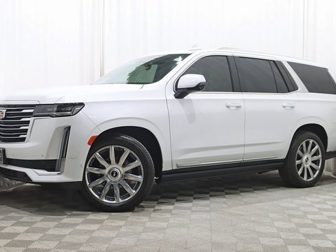 Used 2024 Cadillac Escalade Premium Luxury Platinum w/ Heavy-Duty Trailer Package image 2