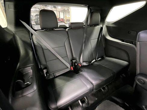 Used 2025 Chevrolet Traverse Z71 AWD/4WD image 33