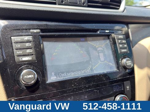Used 2015 Nissan Rogue SV w/ SV Premium Package AWD/4WD image 17