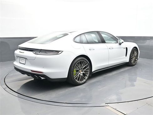 Used 2023 Porsche Panamera 4 image 23