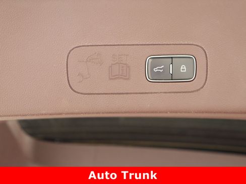 Used 2023 Lincoln Aviator Black Label w/ Dynamic Handling Package image 38