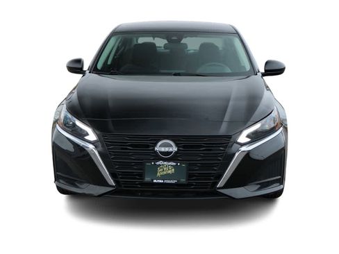 Used 2023 Nissan Altima 2.5 S image 2