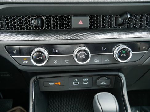 Used 2025 Honda CR-V Sport image 23