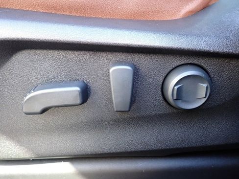 Used 2022 Subaru Ascent Touring w/ Popular Package #2A image 22