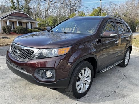 Used 2011 Kia Sorento EX w/ Premium Pkg image 6