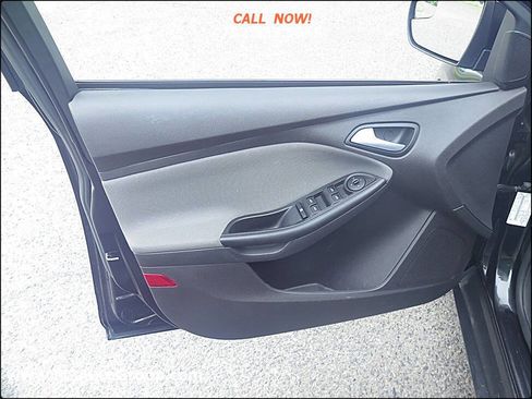 Used 2013 Ford Focus SE image 23