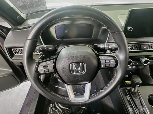 Used 2023 Honda Civic Sport Touring image 11