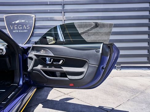 Used 2024 Mercedes-Benz AMG GT 63 image 29