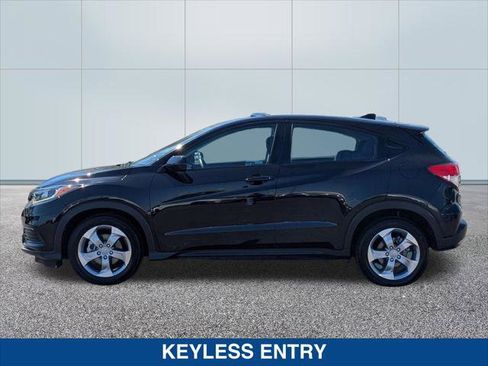 Used 2019 Honda HR-V LX image 2