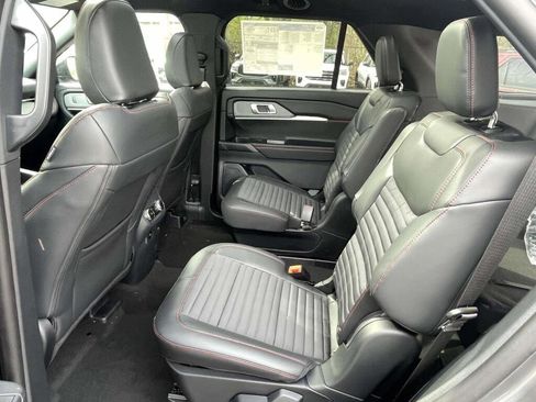 New 2026 Ford Explorer ST-Line AWD/4WD image 18