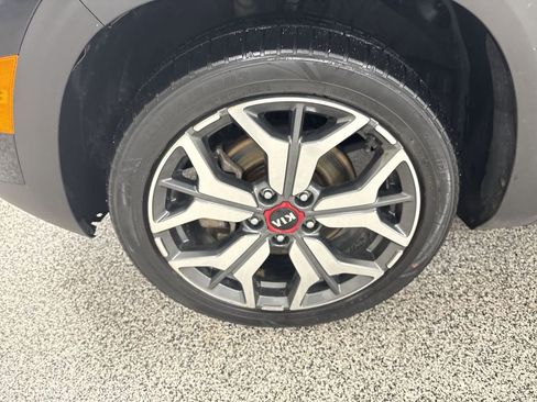 Used 2021 Kia Seltos S image 15