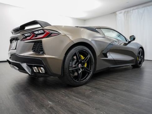 Used 2020 Chevrolet Corvette Stingray Coupe w/ 1LT RWD image 24