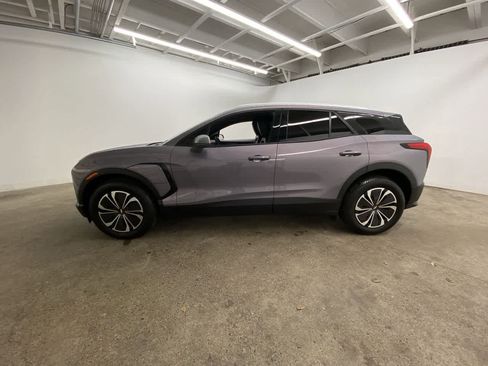 Used 2024 Chevrolet Blazer EV LT image 3