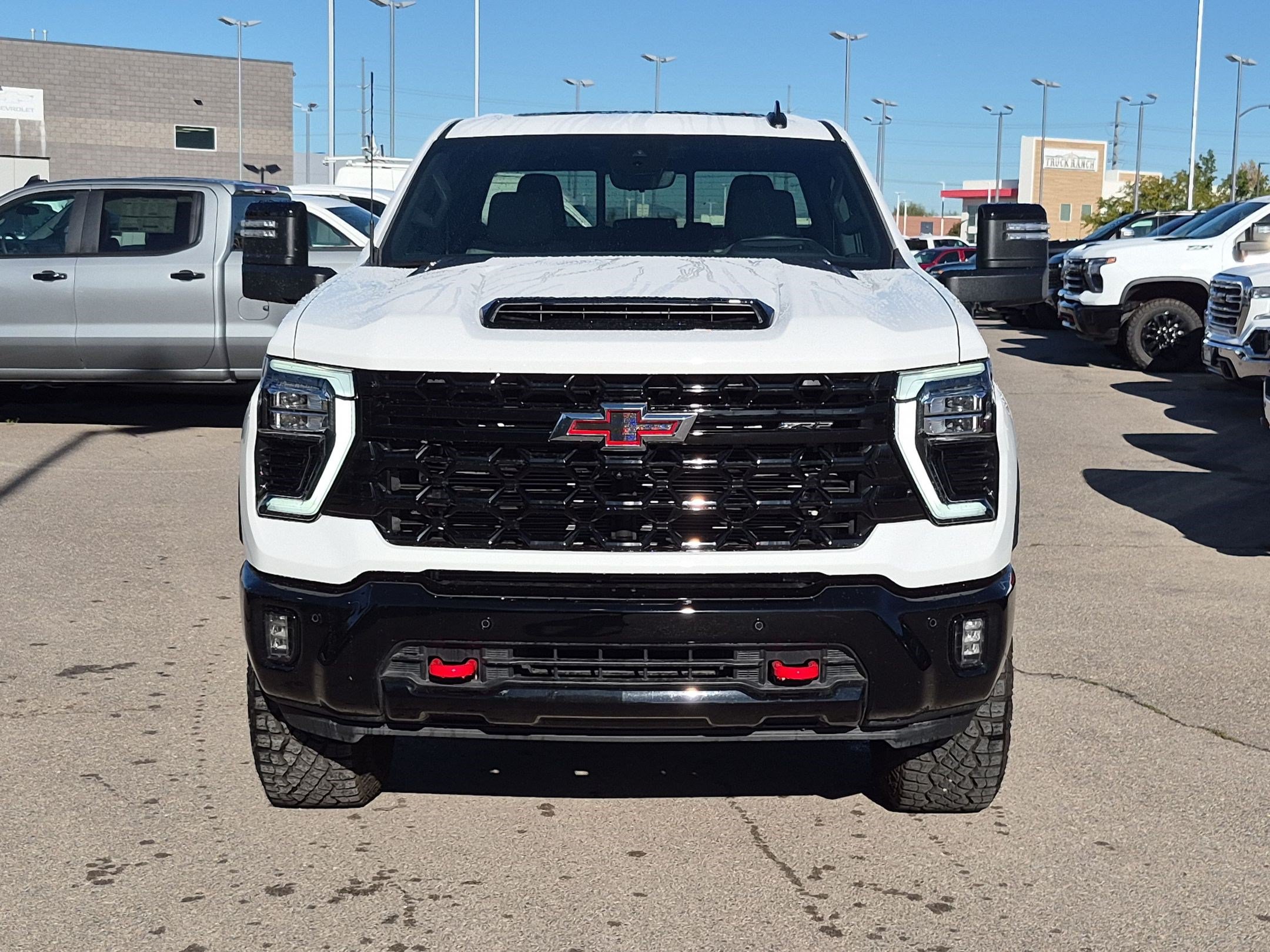 Used 2026 Chevrolet Silverado 2500 ZR2 w/ LPO, Dark Essentials Package AWD/4WD image 9